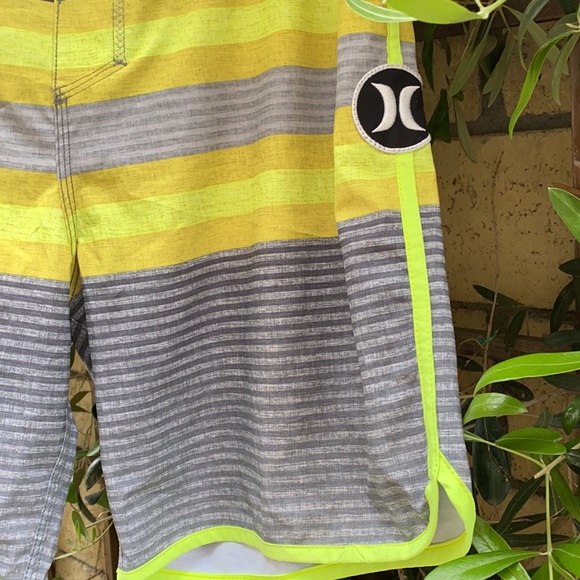 Hurley Phantom Board Shorts - Picture 2 of 5